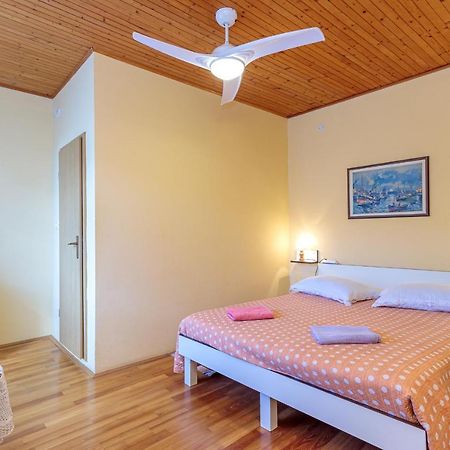Rooms Nela Hum Zewnętrze zdjęcie