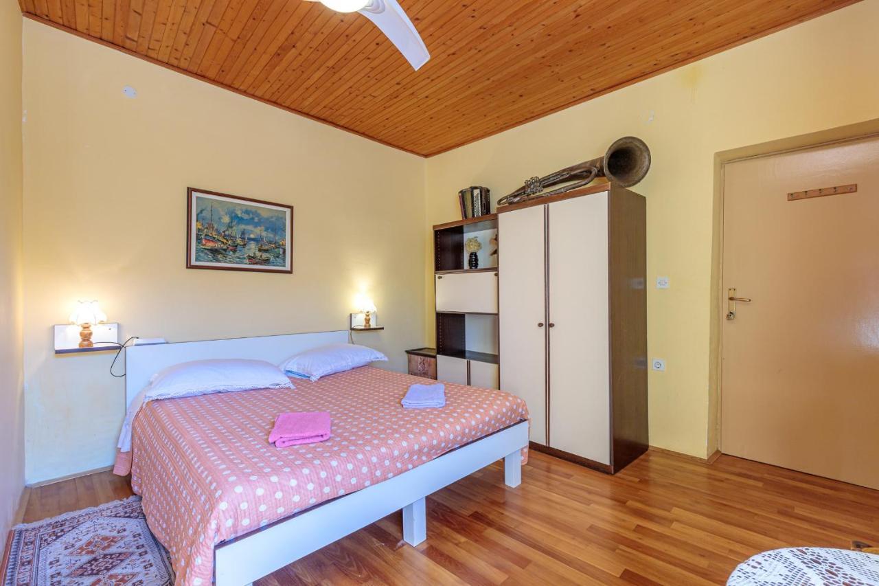 Rooms Nela Hum Zewnętrze zdjęcie